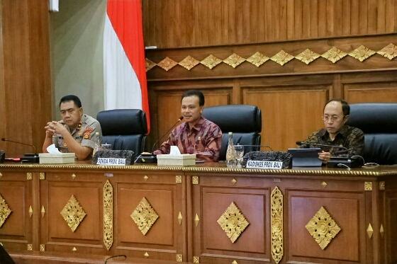 Sekda Dewa Indra Pimpin Rakor Satgas Penanggulangan Wabah Corona