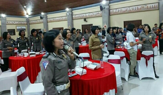 Bid Humas Polda Bali Selenggarakan Pelatihan Peningkatan Kemampuan Publik Speaking