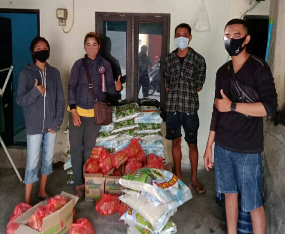 Tiga Ratusan Warga Ebulobo Bali Distribusi Paket Sembako