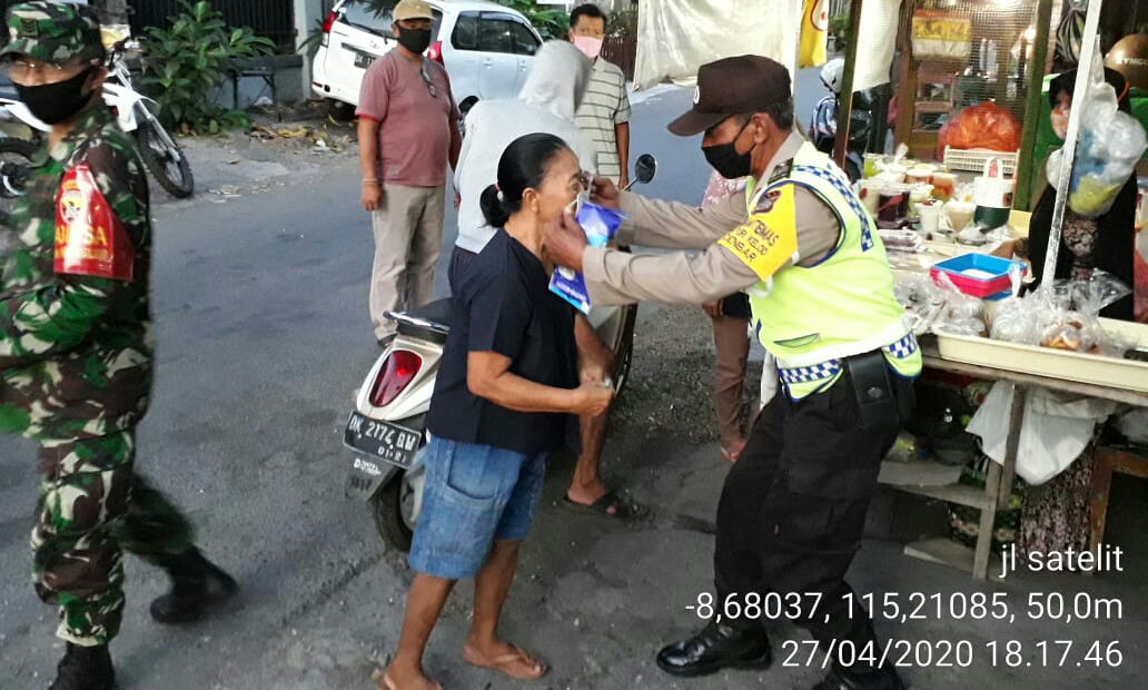 Sinergi antara TNI-Polri dan Aparat Desa untuk Memutus Penyebaran Covid-19