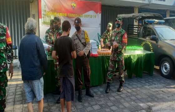 Selama Ramadhan Dapur Umum TNI Jalan Terus