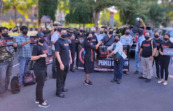 GANNAS Bali Berbagi Kasih Dengan Jurnalis, Ingatkan Maraknya Peredaran Narkoba Tempelan