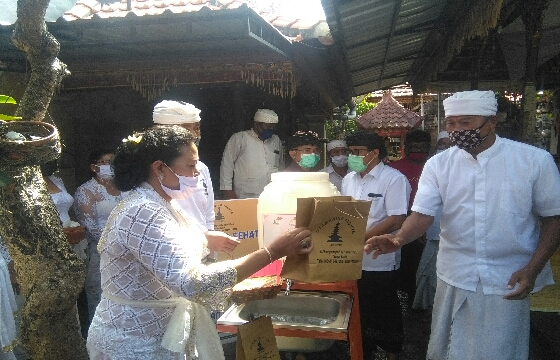 Griya Batur Luruskan Pemberitaan Terkait Covid-19 dan Gelar Bakti Sosial