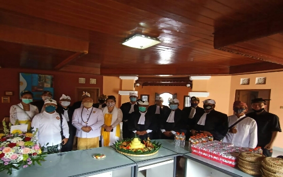 Sekretariat LBH Paiketan Krama Bali Diresmikan