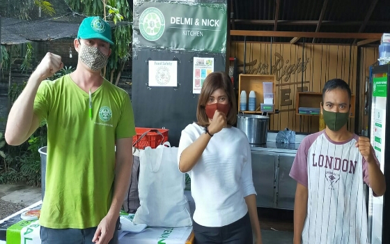 Team Komponen Peduli Kemanusiaan Bantu Dapur SOS Rumah Sanur
