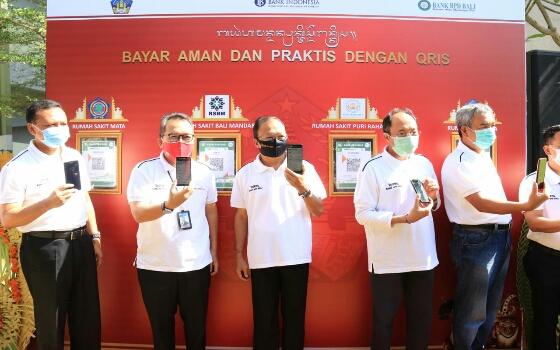 Terapkan QRIS di Rumah Sakit Pemprov, Gubernur Koster: Transaksi Digital Selaras dengan Tatanan Kehidupan Era Baru