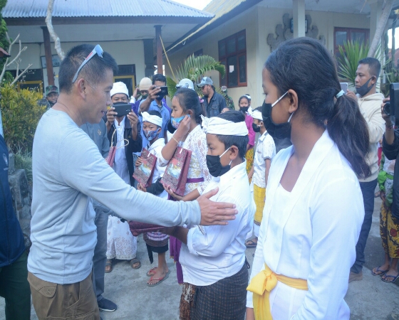 Saat Kunker ke Bangli, Pangdam IX/Udayana Terus Motivasi Masyarakat Hadapi Tatanan Era Kehidupan Baru