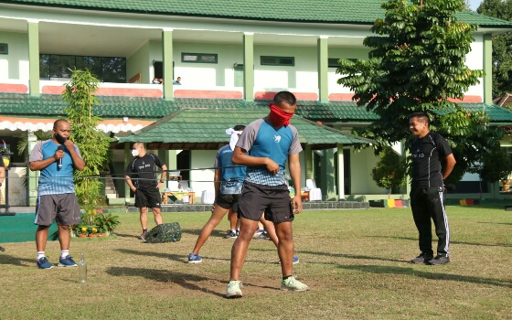 Pupuk Semangat Kebersamaan, Pangdam Olahraga Bersama Prajurit Yonzipur 18/YKR