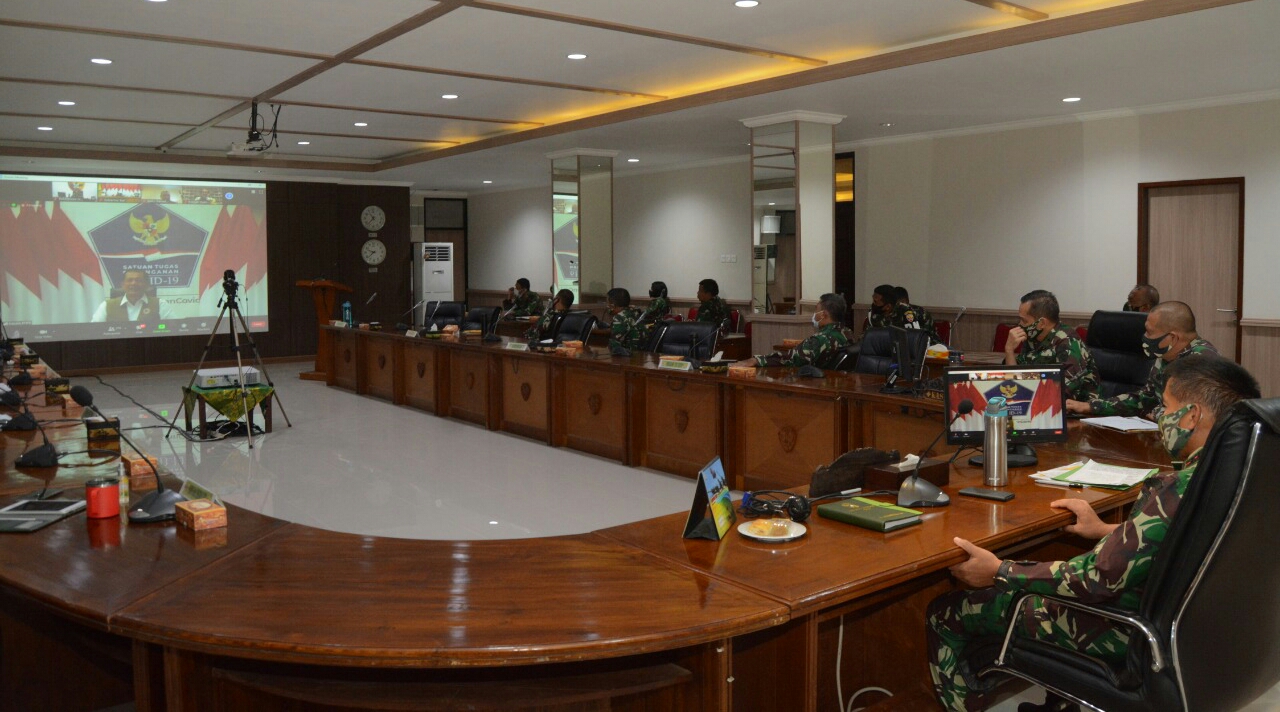 Pangdam IX/Udayana Hadiri Vidcon Rakor Penanganan Covid-19 Provinsi Bali