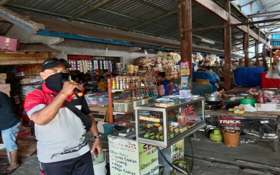 Aparat Polsek Kuta Utara Sampaikan Pesan Kantibmas Dan Pendisiplinan Protokol Kesehatan