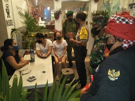 Tingkatkan Upaya Putus Penyebaran Covid-19, Desa Pemecutan Kelod Gencarkan Pembinaan Prokes