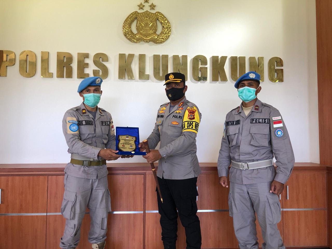 Sukses Jalankan Misi Perdamaian Dunia, 2 Personel Klungkung Klungkung Kembali