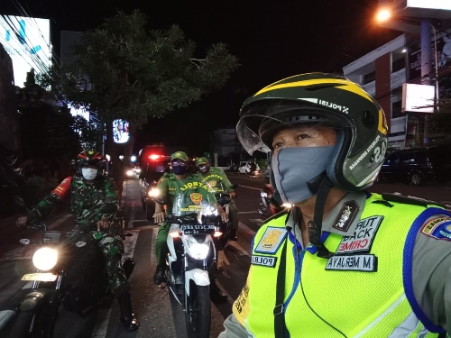 Ingatkan Pentingnya Prokes Desa Dauh Puri Kauh Gencar Laksanakan Sosialisasi dan Monitoring