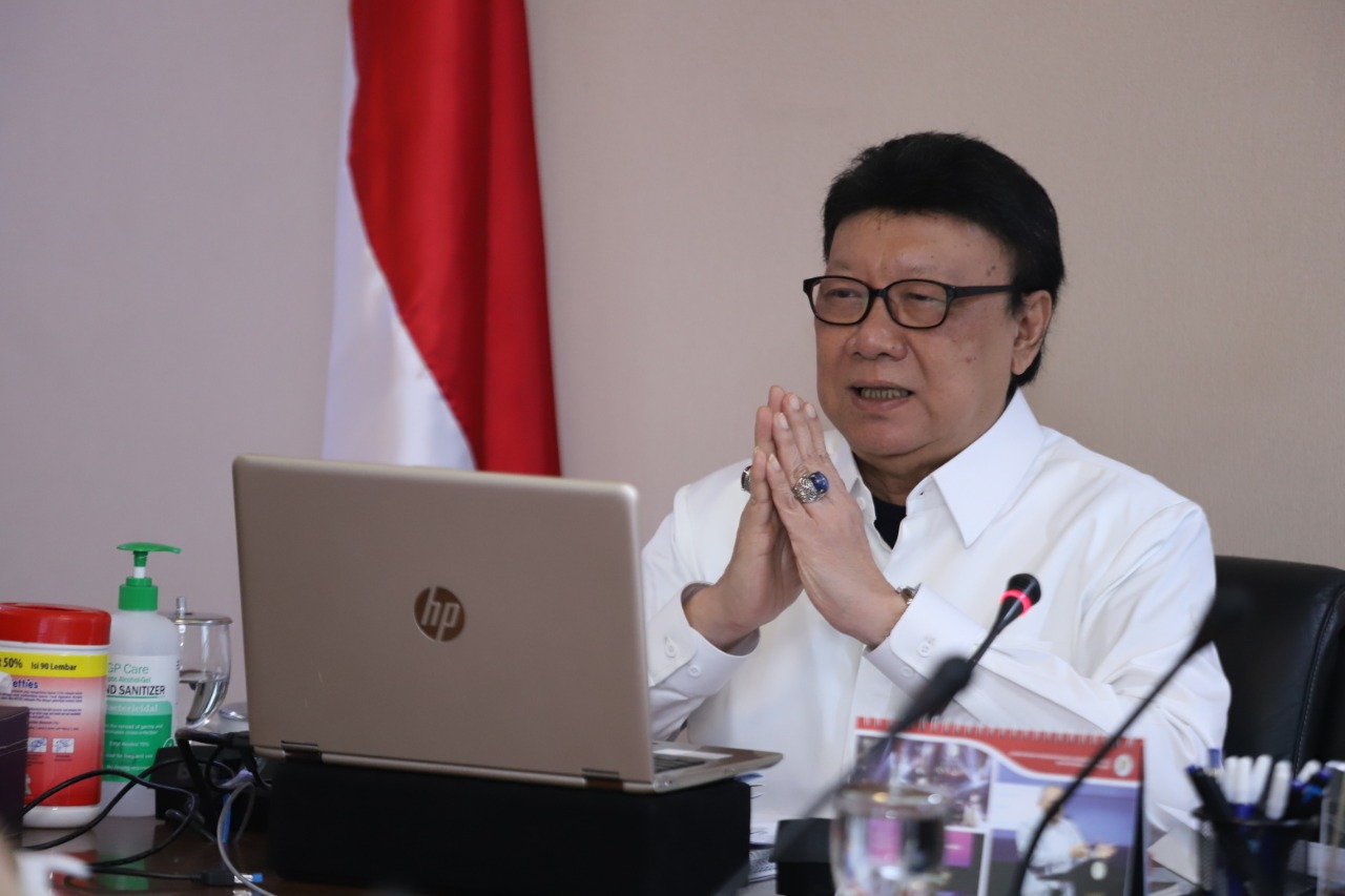 Menteri Tjahjo Minta ASN Jadi Pionir Perangi Covid-19