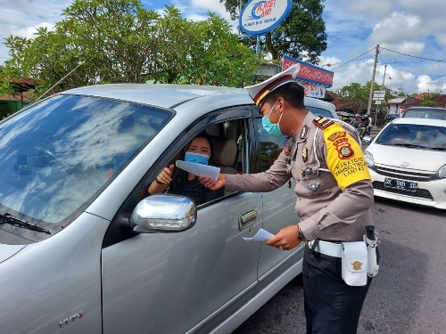 Operasi Zebra Lempuyang 2020, Polantas Badung Tarik Semua Tilang Dan Bagi-Bagi Masker Gratis