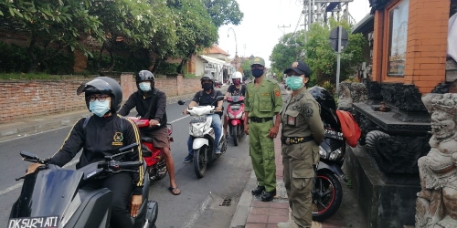 Razia Penegakan Prokes di Wilayah Desa Kesiman Petilan, 13 Orang Terjaring, Tingkat Kepatuhab Prokes Meningkat