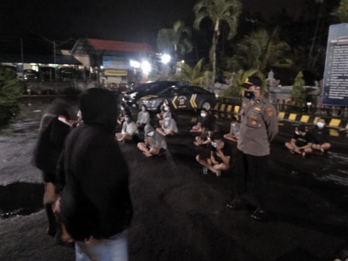 Sat Sabhara Polres Badung Amankan 20 Kendaraan Aksi Trek Trekan di Mengwi
