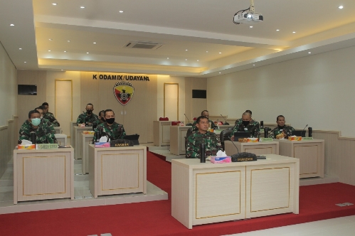 Pangdam Ikuti Rakor Evaluasi Pembatasan Aktifitas Masyarakat Dalam Menghadapi Covid-19