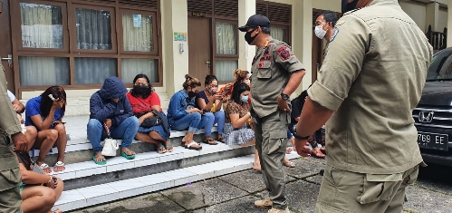 Satpol PP Kota Denpasar Jaring 18 PSK yang Mangkal di Kawasan Lumintang Denpasar