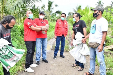 Bersama SOKSI Bamsoet Lepas Burung Hantu Basmi Hama Tikus di Tabanan Bali