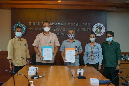 Maksimalkan Pelayanan, DPMPTSP Jalin Kerjasama Dengan PT. Pos Indonesia