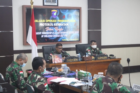 Rapat Evaluasi Operasi Pendisiplinan Protkes, Pangdam XII/Tpr: Berdayakan Satgas Desa Tangkal Covid-19
