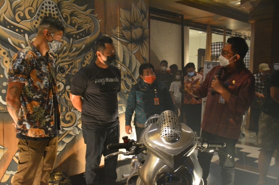 Arya Wibawa: Masa Pandemi Covid-19, Kreatifitas Harus Tetap Berjalan