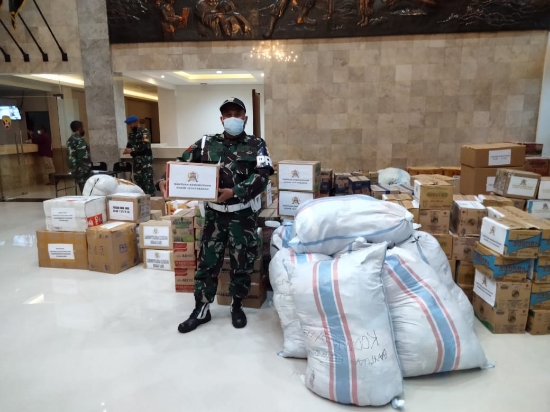 Peduli Bencana NTT, Korem 163 Wira Satya Dan Jajaran Kumpulkan Paket Bantuan
