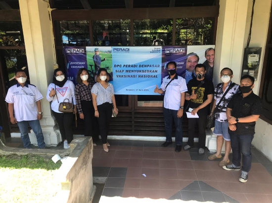 Peradi Denpasar Dukung Vaksinasi Covid 19, Pastikan Anggotanya Steril 