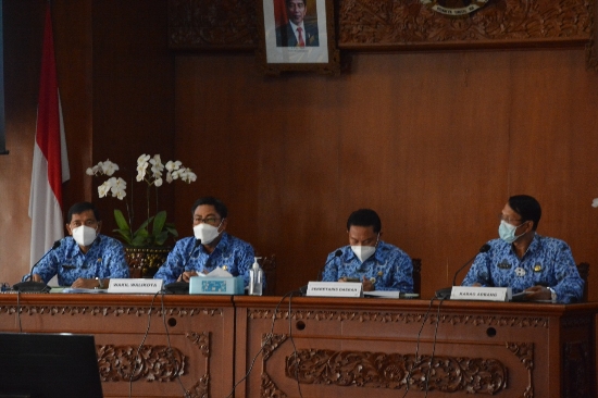 Pimpin Rakor Percepatan Realisasi Pembangunan Wawali Agus Arya Wibawa Dorong Akselerasi Dengan Prinsip Kehati-Hatian