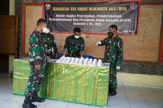 Sosialisasi P4GN Dan Tes Urine Bagi Personel Makorem 163 Wira Satya