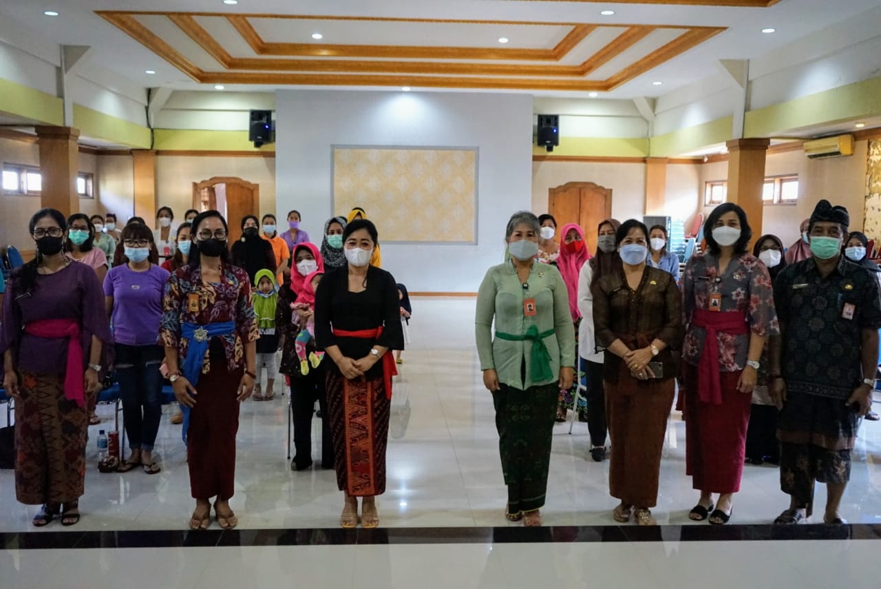 Sagung Antari Jaya Negara Buka Edukasi Pengasuhan 1000 HPK