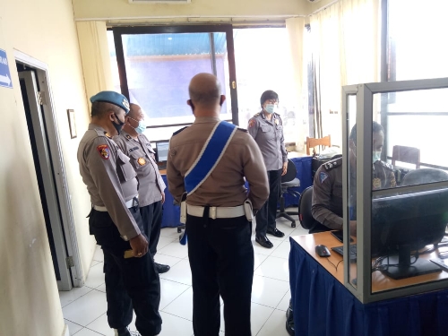 Kapolres Karangasem Tegaskan: Merubah Sikap Dalam Pelayanan Publik Bukan Hanya Slogan