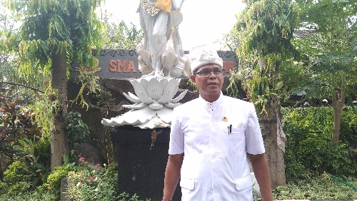 SMA PGRI 2 Denpasar Jaring Siswa Baru Tawarkan Program Ekskul Menarik Bahasa Jepang Dengan Tutor _Native Speaker_