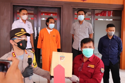 Selama 4 Tahun, Ayah Bejat Ini Gauli Putri Kandungnya