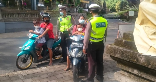 Cipta Kondisi dalam Giat Ops Patuh Agung 2021, Polsek Sukawati Gelar Razia Lalu lintas 