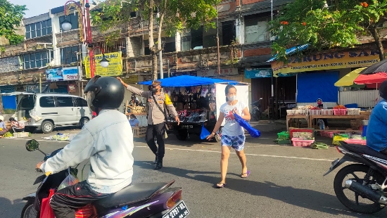 Penampahan Galungan, Polsek Gianyar Atur Lalu Lintas dan Atensi Kriminalitas