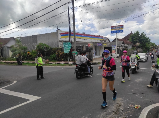 Polres Gianyar Laksanakan Pengamanan Run to Care