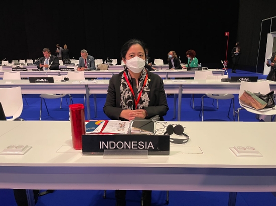 Cegah Corona Varian Omicron, Puan Minta Pengawasan Aturan Baru Karantina Ekstra Ketat