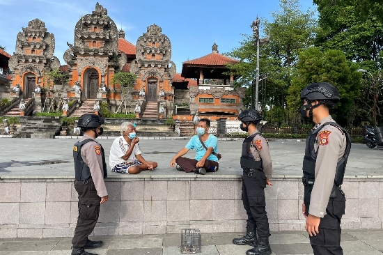 Antisipasi Varian Omicron, Polres Gianyar Masifkan Imbauan Penggunaan Masker