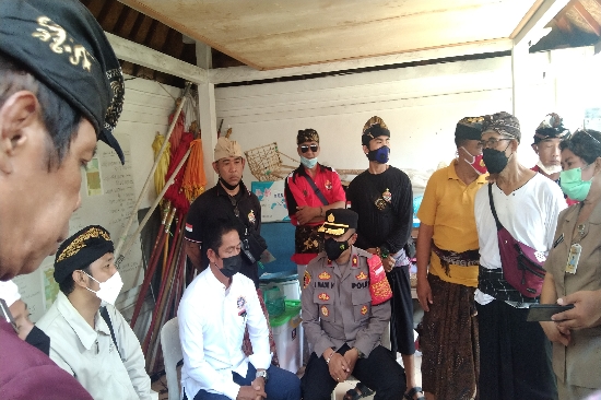 Jalan Menuju Pura Ditutup, PHDI Lakukan Mediasi