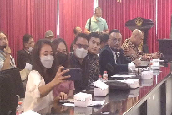 Advokat Togar Situmorang Minta tidak Boleh Ada Intimidasi Terhadap Nyoman Mana dan Keluarganya