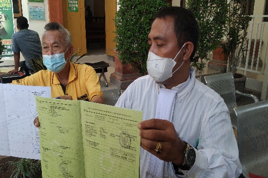 Pertahankan Tanah Miliknya, Malah Kakek Sutrisna Dijadikan Terdakwa di PN Denpasar