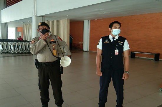 Imbau Masyarakat Taati Prokes, Polres Bandara Gandeng Security Angkasa Pura