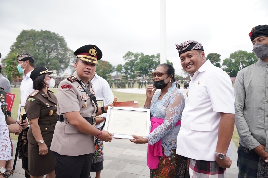 Kapolres Gianyar Hadiri Upacara Peringatan HUT kota Gianyar ke 251 Tahun 2022