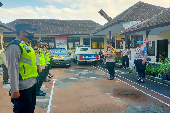 Wakapolres Gianyar Kunjungi Polsek Blahbatuh, Ingatkan Personel Jaga Marwah Institusi