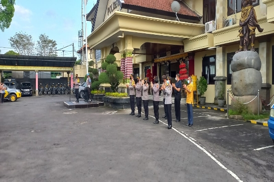 Wakapolres Badung Pimpin Apel Pagi Polres Badung
