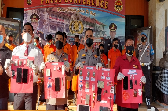 Satuan Narkoba Polres Gianyar Tangkap 10 Pelaku Penyalahgunaan Narkoba