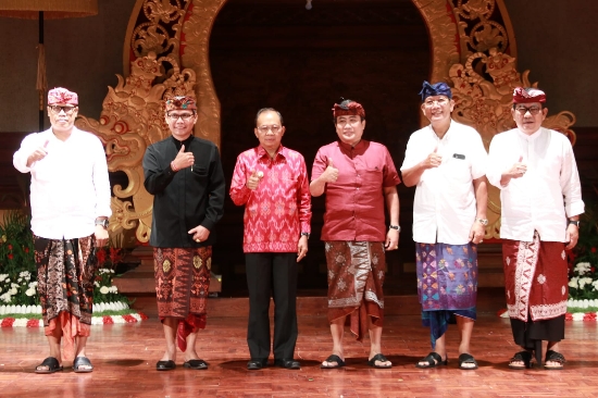 Gubernur Wayan Koster Gelar Seminar Aktualisasi Kepemimpinan Bung Karno dalam Bali Era Baru