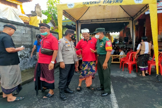 Babinsa Koramil 1616-01/Gianyar Pantau Kegiatan Turnamen Ceki